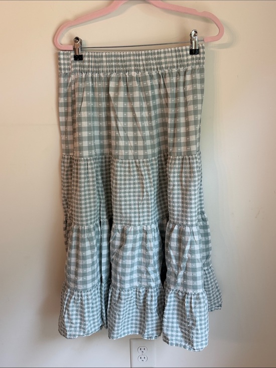 LC Lauren Conrad Dresses & Skirts - LC Lauren Conrad Sage Gingham Tiered Midi Skirt